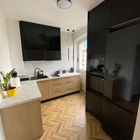 Ohmyhome - Plac Pieciu Rogow - Centrum وارسو المظهر الخارجي الصورة
