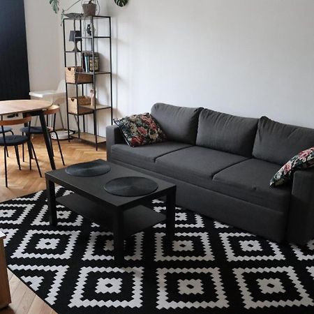 Ohmyhome - Plac Pieciu Rogow - Centrum وارسو المظهر الخارجي الصورة